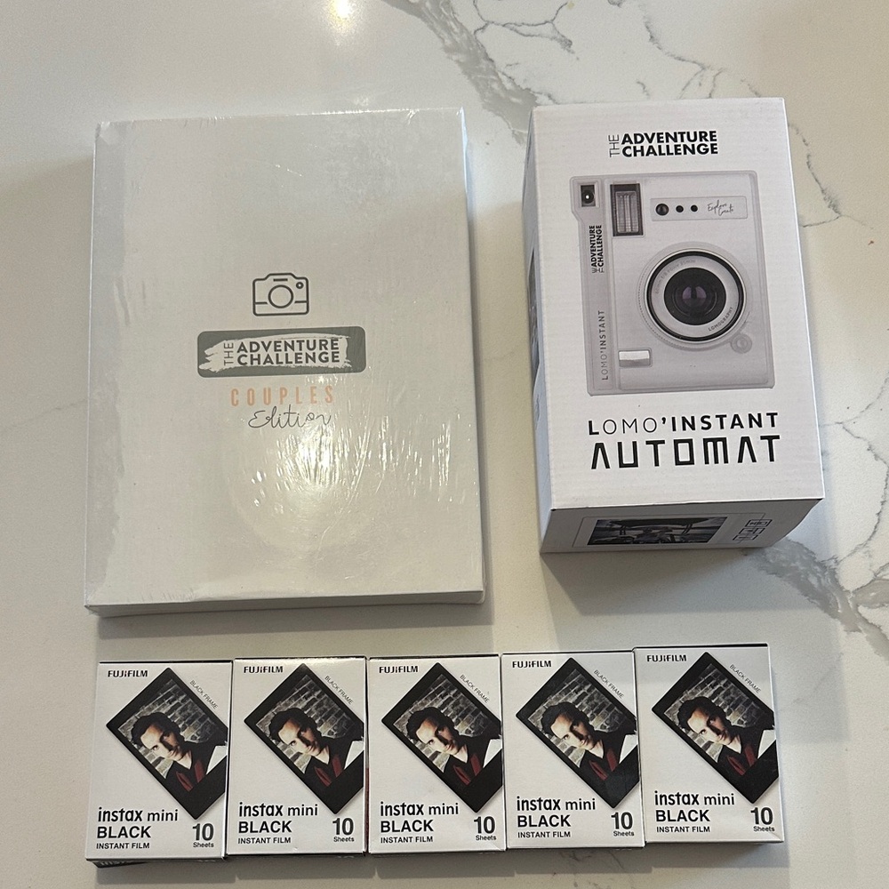 The adventure challenge package Lomo'Instant Automat Camera - White and film